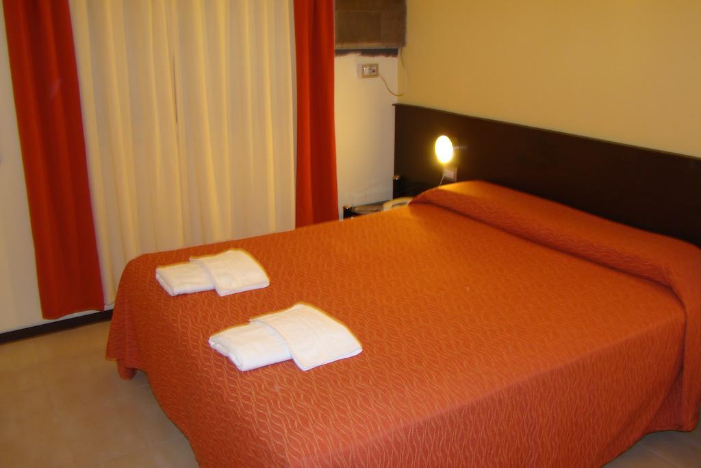 Hotel Temu Villa Carlos Paz Oda fotoğraf