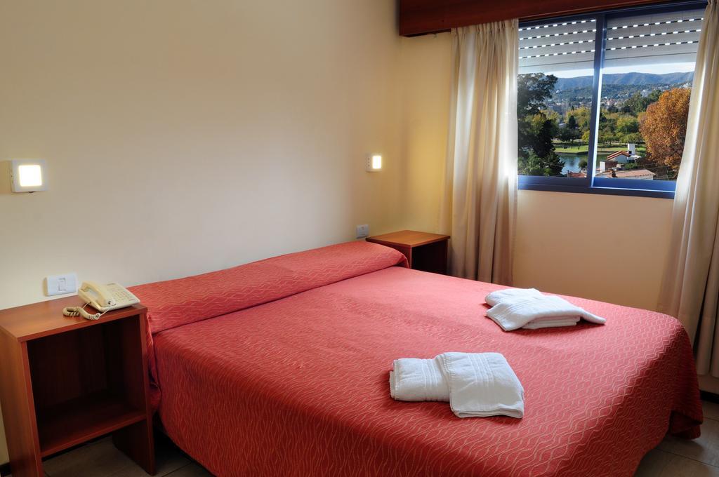 Hotel Temu Villa Carlos Paz Dış mekan fotoğraf